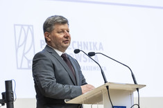 Prof. P. Koszelnik,