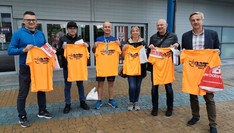 Drużyna Klubu Biegacza PRz przed startem w Maratonie Rzeszowskim i Sztafecie Maratońskiej