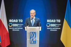 Prezes Rady Ministrów Donald Tusk,